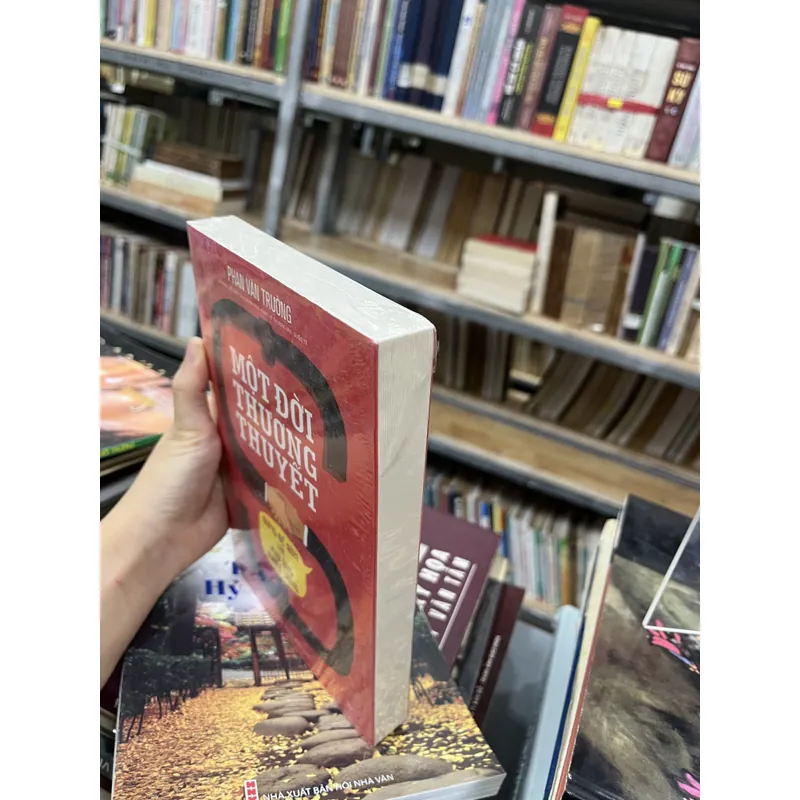 MỘT ĐỜI THƯƠNG THUYẾT- PHAN VĂN TRƯỜNG 702775