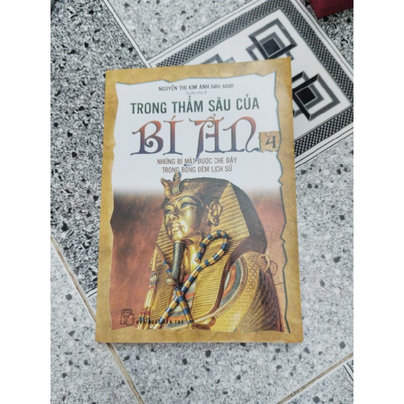 Sách: Trong thẳm sâu của bí ẩn tập 4 14645