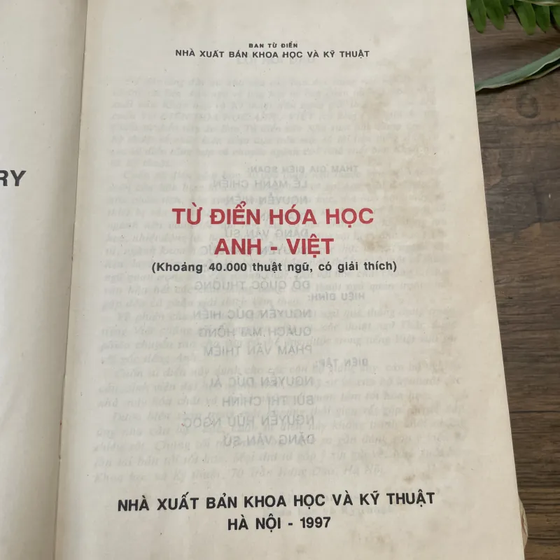 Từ điển hóa học Anh Việt; khổ lớn ; gần 1200 trang  1035185