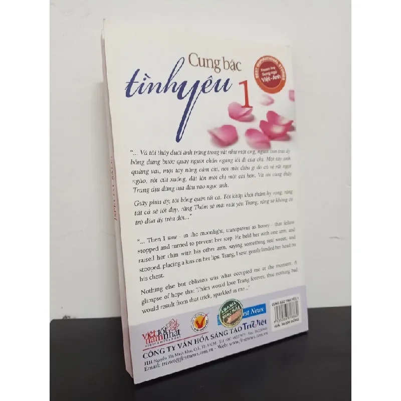 [Phiên Chợ Sách Cũ] Cung Bậc Tình Yêu 1 (Song Ngữ Việt - Anh) 0901 403362