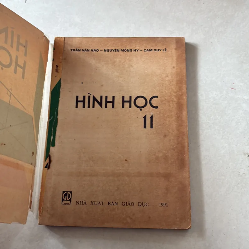 Hình học 11 - Trần Văn Hạo - 1991s 739505