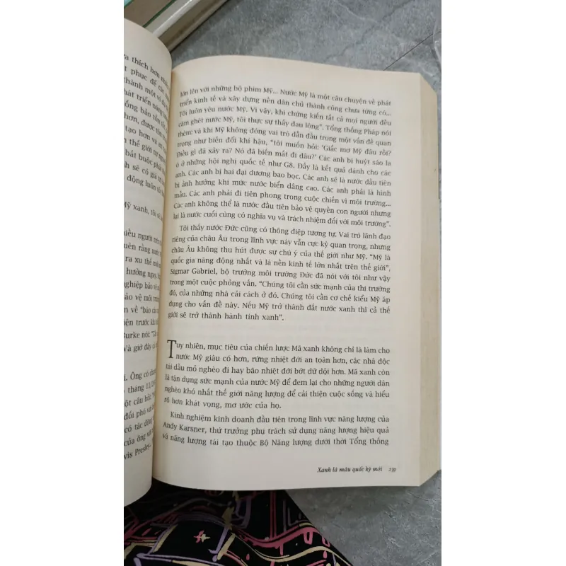 NÓNG, PHẲNG, CHẬT - NGUYỄN HẰNG 738835