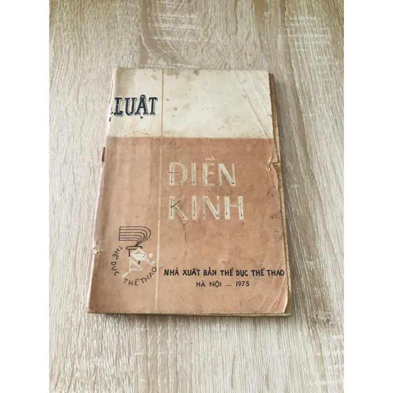 LUẬT ĐIỀN KINH - 1975 1042291