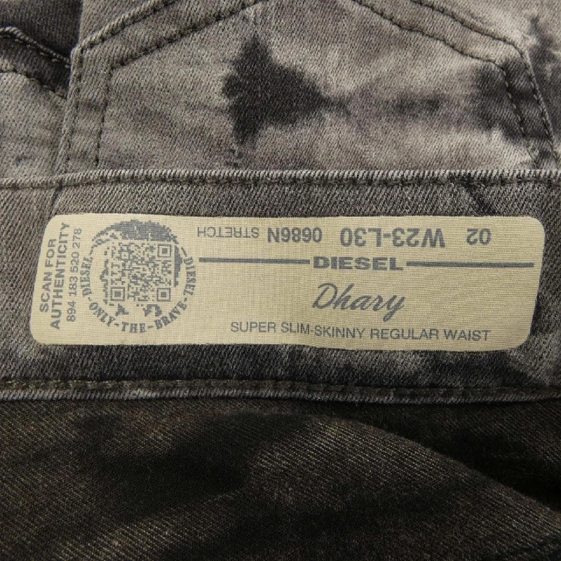 Quần jeans DIESEL - Hàng hiệu Authentic 811522