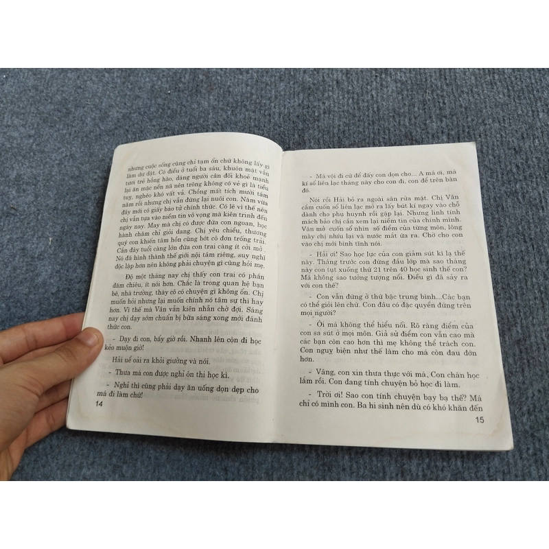 CUNG ĐIỆN KHÔNG TÊN - TRIỆU HUẤN 469830