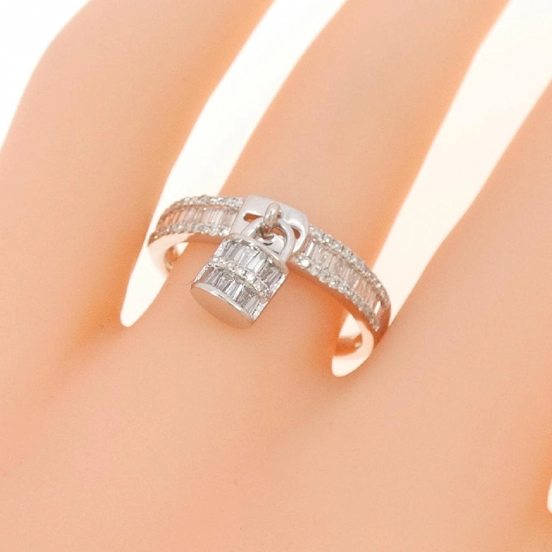 Nhẫn kim cương K18WG 0.40CT 672167