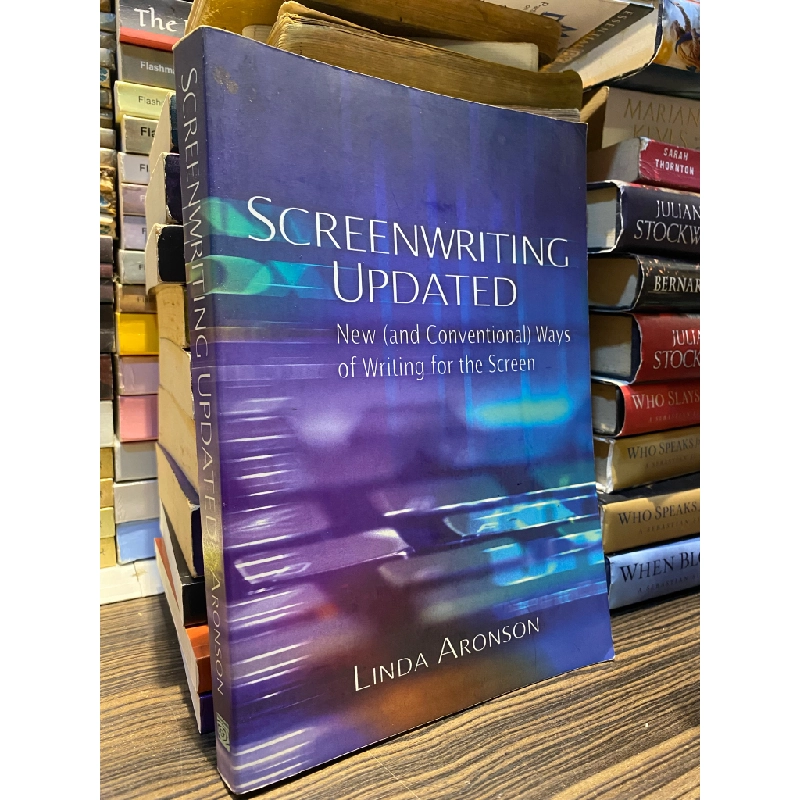 Screenwriting Updated: News (and Conventional) Ways of Writing for the Screen - Linda Aronson 358973