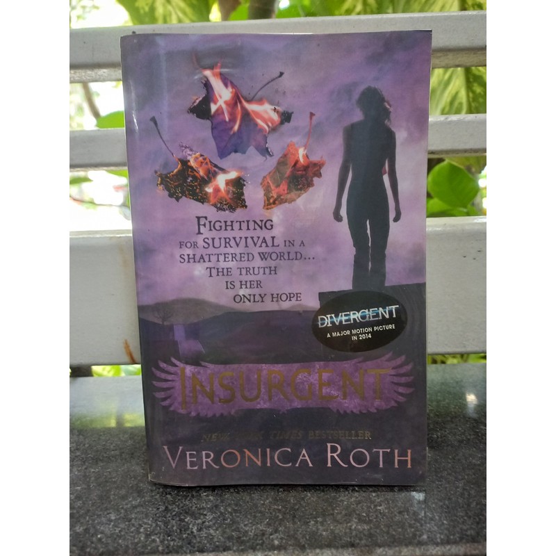 Insurgent -  Veronica Roth - sách ngoại văn đã qua sử dụng 97281