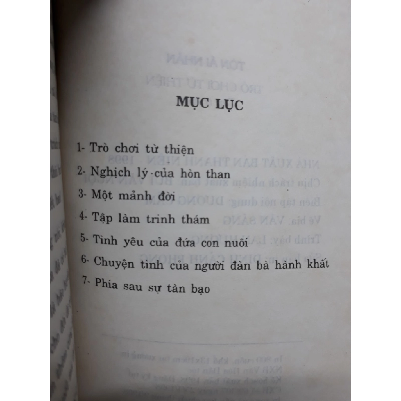 Trò chơi từ thiện mới 80% bẩn bìa, ố vàng 1998 HCM1410 Tôn Ái Nhân VĂN HỌC 340212