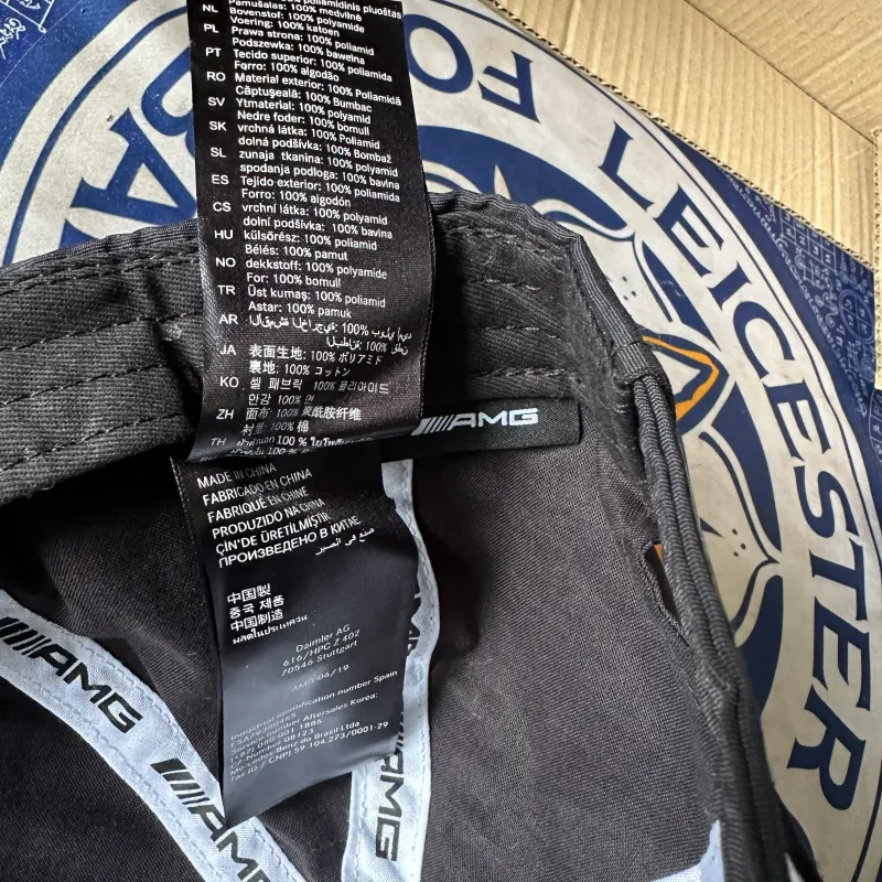 Nón Mercedes Benz 755584