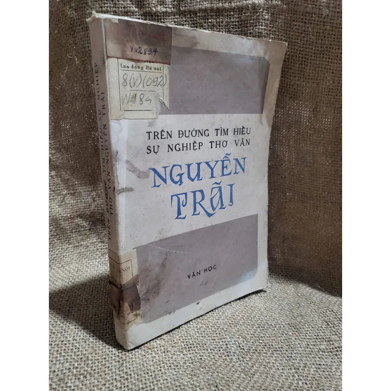 trên đường tìm hiểu sự nghiêp thơ văn của Nguyễn Trãi 731058
