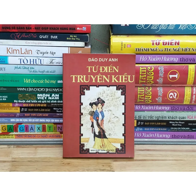 Từ điển truyện Kiều 702810