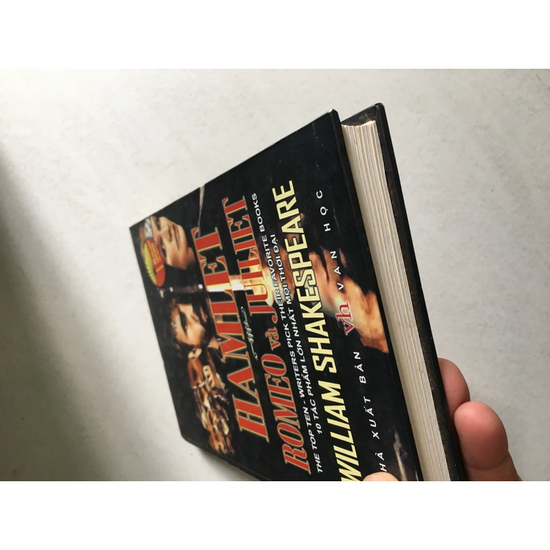 Hamlet; Romeo Và Juliet (10 Tác Phẩm Lớn Nhất Mọi Thời Đại, Bìa Cứng) 521763