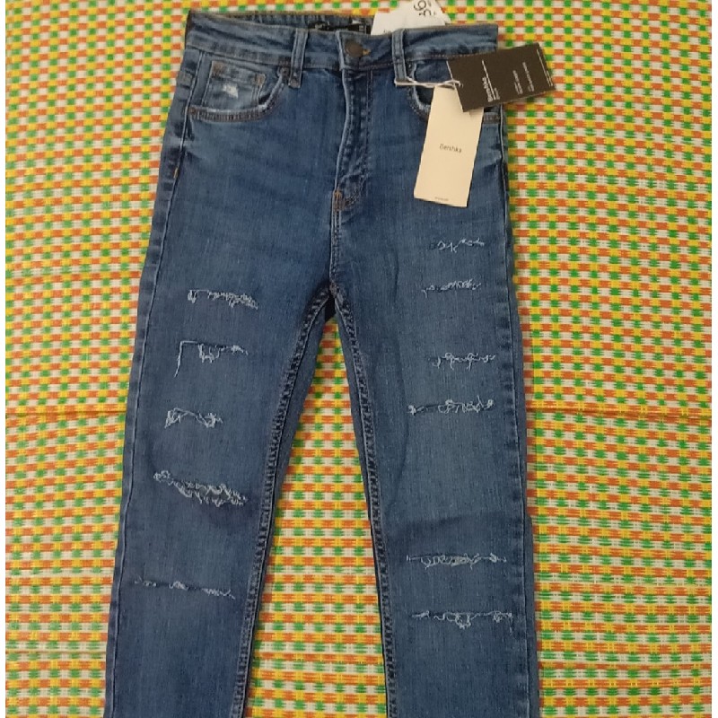 Quần jean (quần bò) nữ Bershka 26305