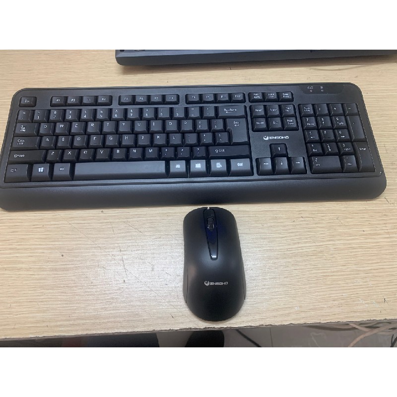 Bộ phím chuột không dây Ensoho E 116CB kèm pin 4543