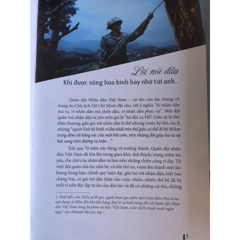 Khi được sống hoà bình hãy nhớ tới anh 712053