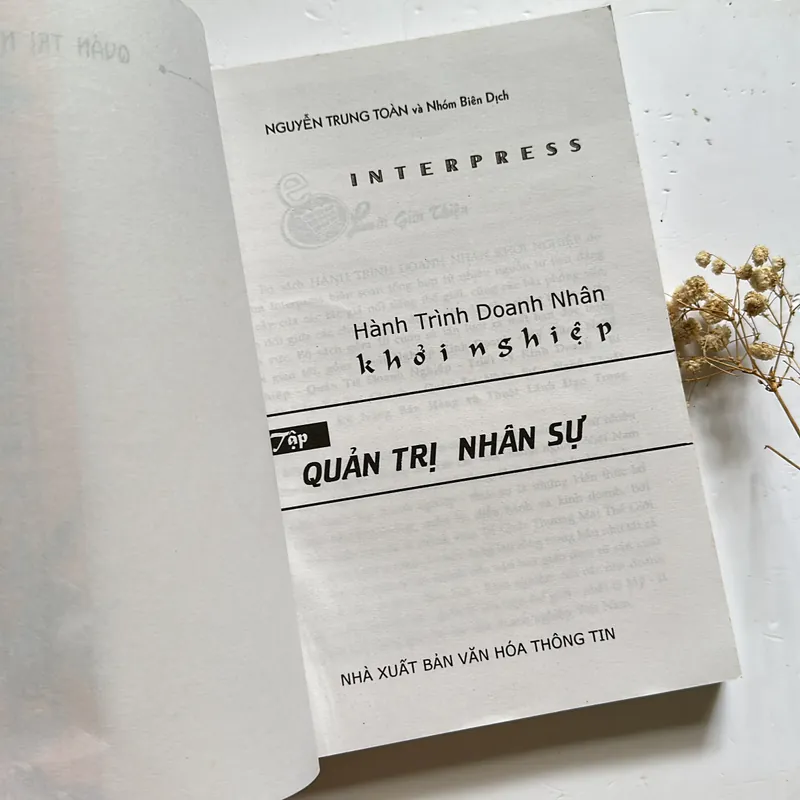 Bán sách cũ - Hành trình doanh nhân khởi nghiệp - Quản trị nhân sự 567239