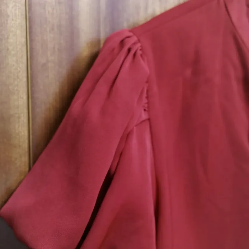 Pass áo Tubycatu đỏ vừa <55kg còn siêu mới, mặc 2 lần, hợp mặc Tết, ảnh mẫu cuối  702999