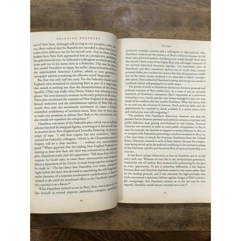 Founding Brothers: The Revolutionary Generation - Joseph J. Ellis (Pulitzer Prize Winner) 737230