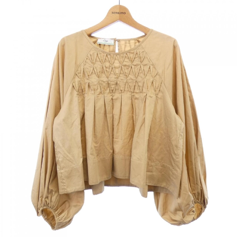 DEVOTION TWINS Top - Hàng hiệu Authentic 773780