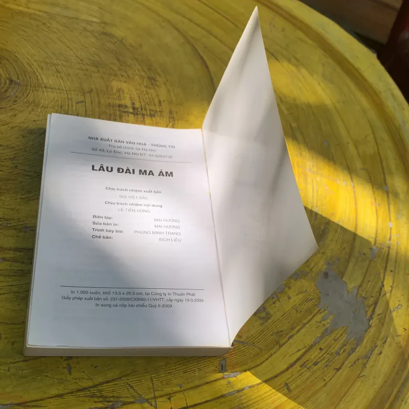 LÂU ĐÀI MA ÁM - RICHARD MATHESON 747688