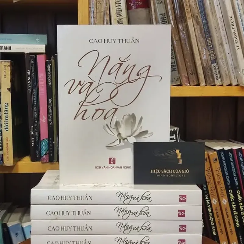 Nắng và Hoa - GS.Cao Huy Thuần 447552