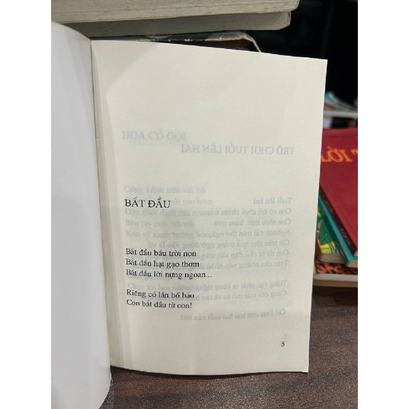 Bên Con - Nguyễn Hoa 932865