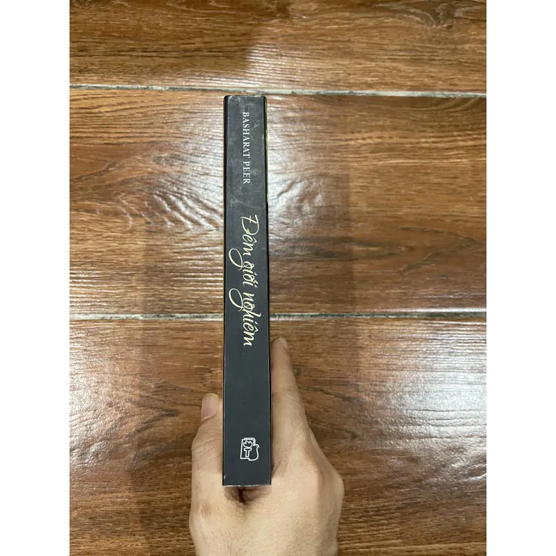 Đêm giới nghiêm (9) 946525