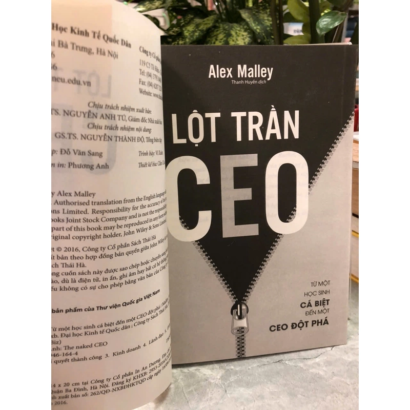 LỘT TRẦN CEO - Alex Malley 460778