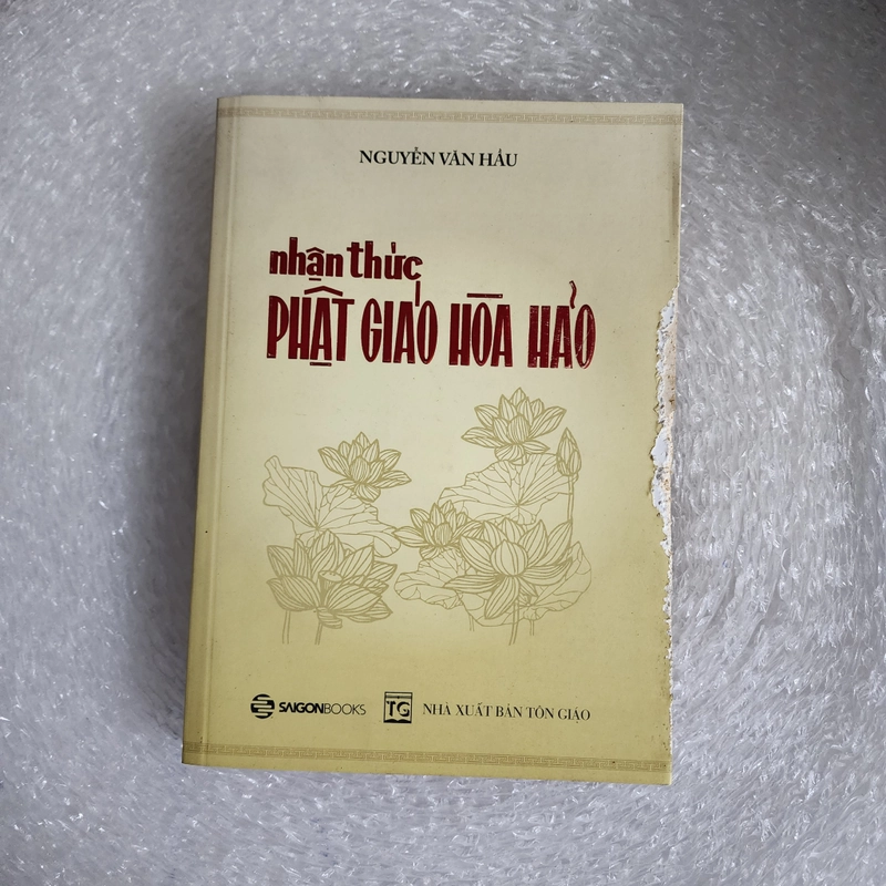 Nhận thức Phật giáo Hòa Hảo | Nguyễn Văn Hầu | xước ít mép sách như hình 469343