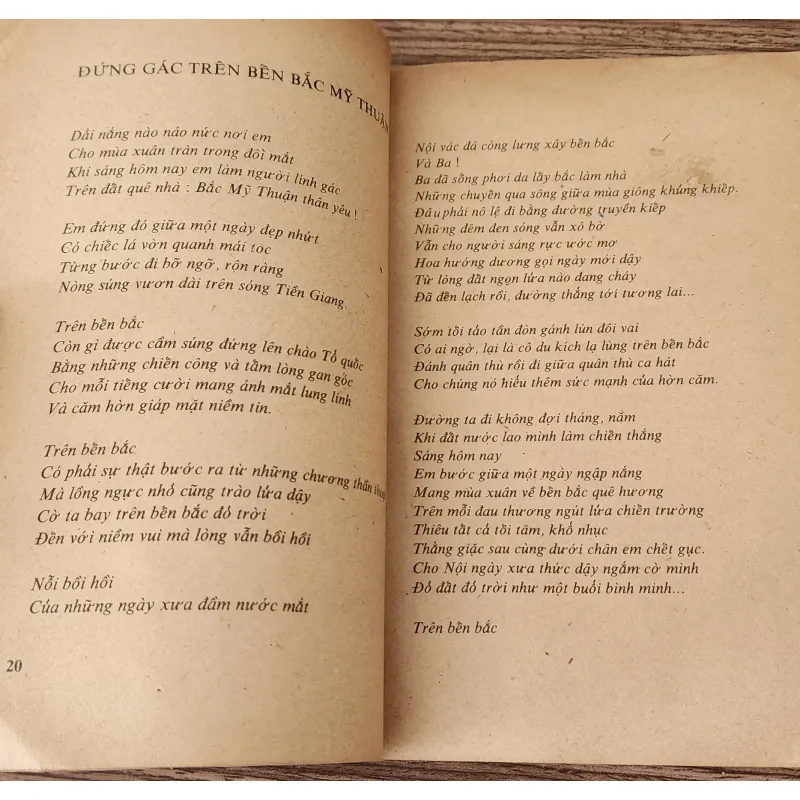 Thơ Lê Chí - MÙA XUÂN ĐẾN SỚM 1028054