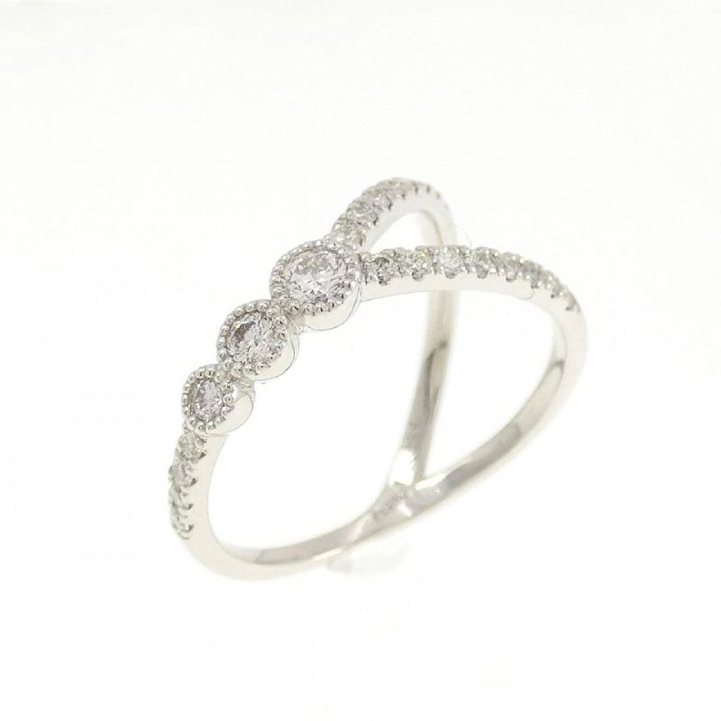 【Sản phẩm mới】Nhẫn ngón út kim cương PT950 0.22CT 672404