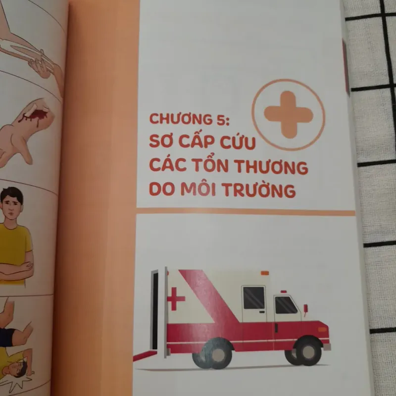 CẨM NANG SƠ CỨU 360. Sách thiết yếu Gia đình. Bác sỹ Đinh Công Pho 707569