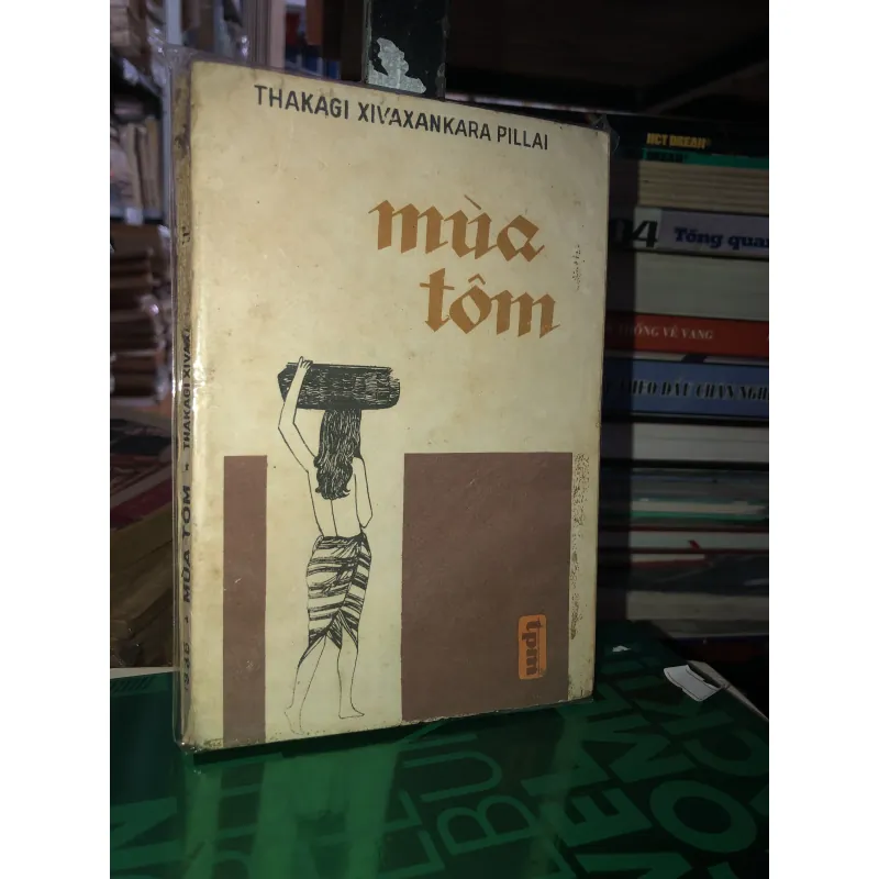 Mùa tôm - Thakagi Xivaxankara Pillai 787749