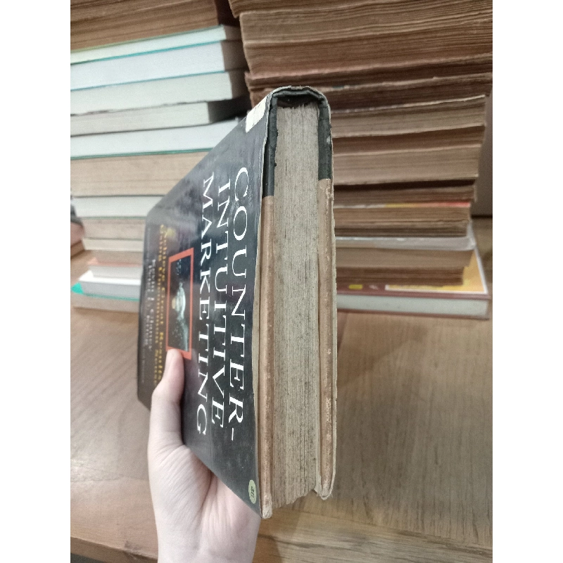 Counterintuitive marketing - Kevin J. Clancy, Peter C. Krieg 777133