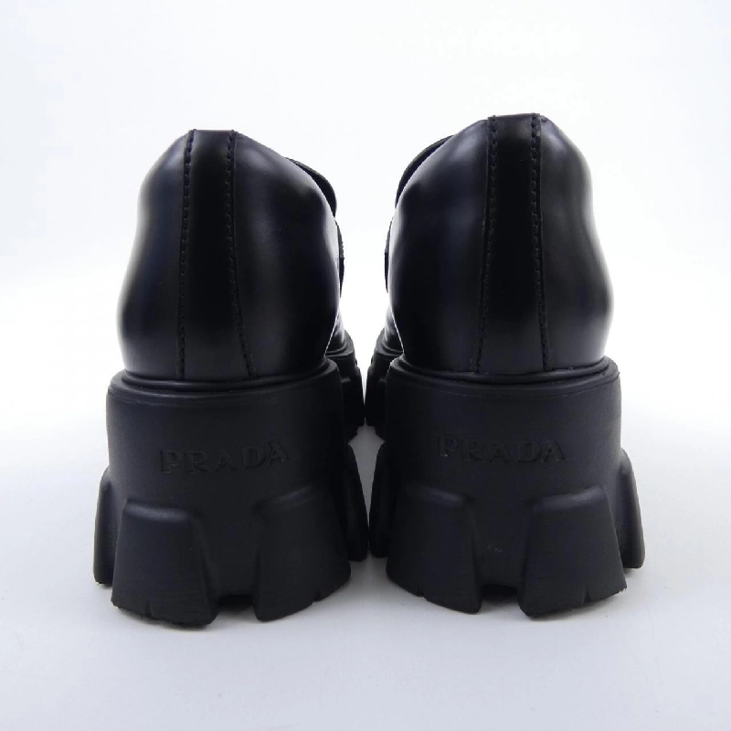 Giày lười Monolith Logo Tam giác PRADA 1D649M 659045