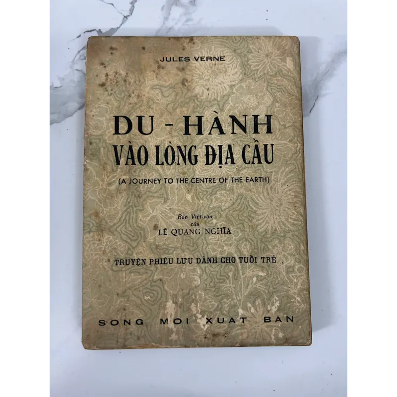 Du hành vào lòng địa cầu - Jules Verne 781302