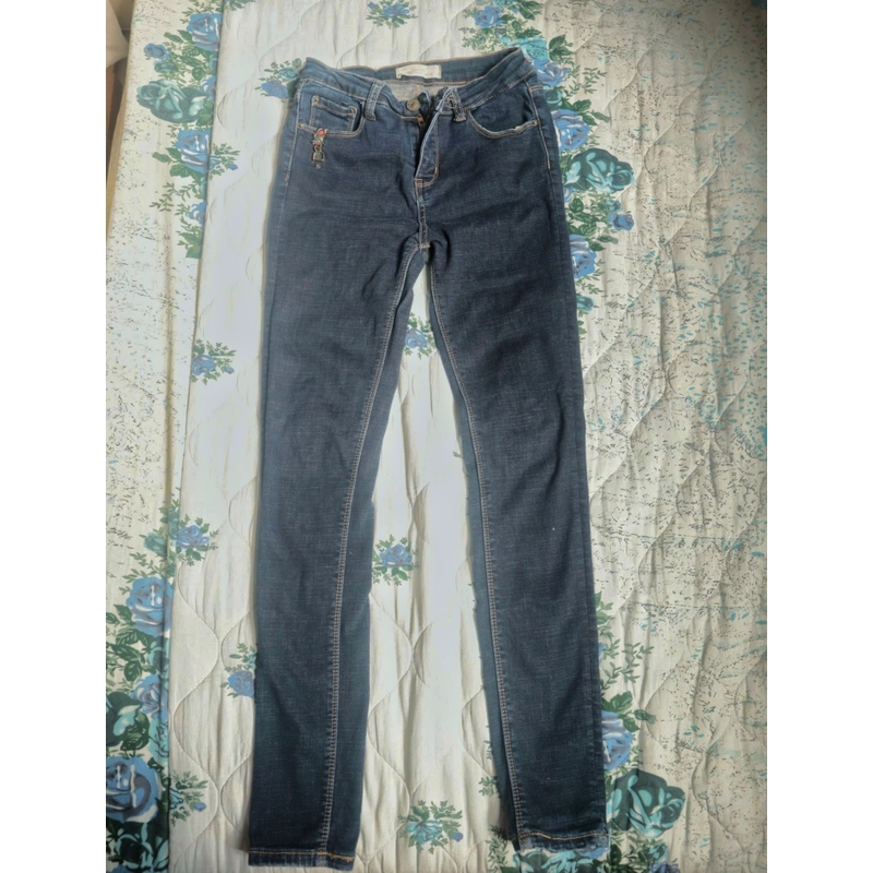 Quần jean nữ ôm sát size S 469714