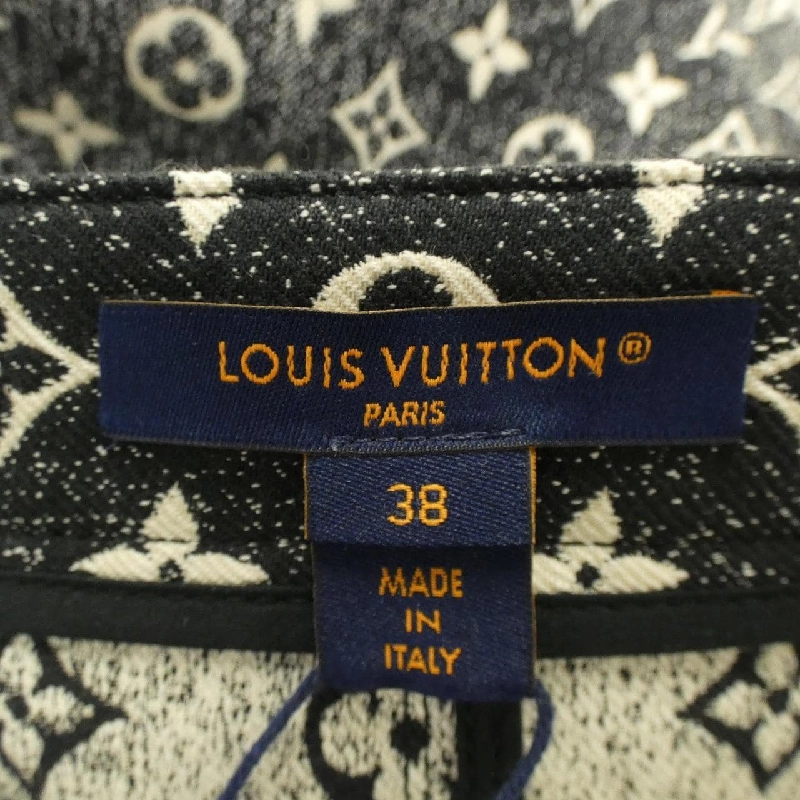 Chân váy LOUIS VUITTON FSSK50KJ2 - Hàng hiệu Authentic 808208