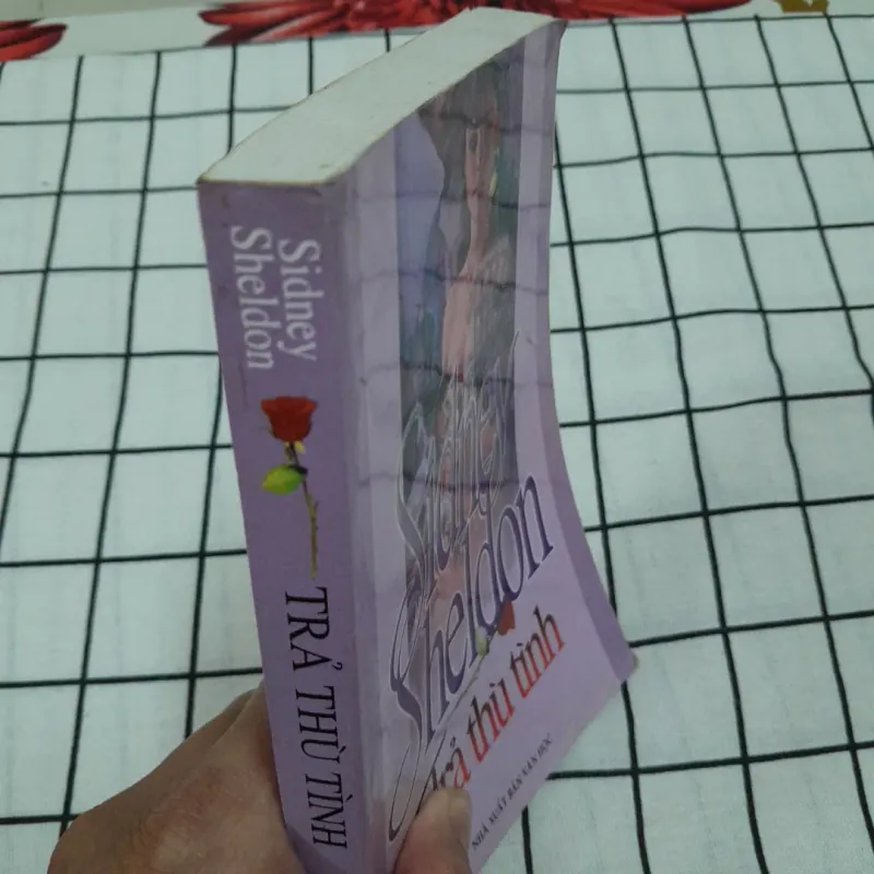 Tg. Sidney Sheldon. TRẢ THÙ TÌNH. NXB Văn Học 2006 575467