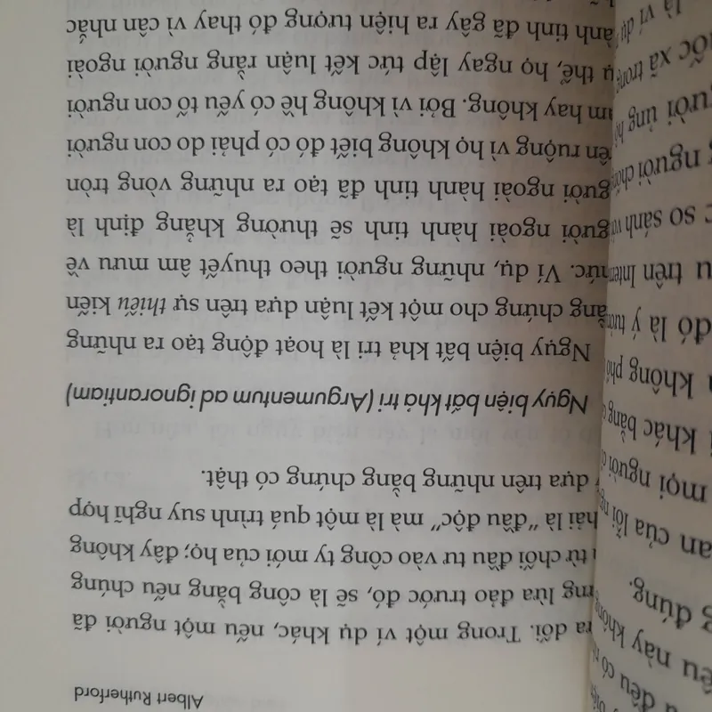 Rèn luyện tư duy phản biện. Albert Rutherford 576448