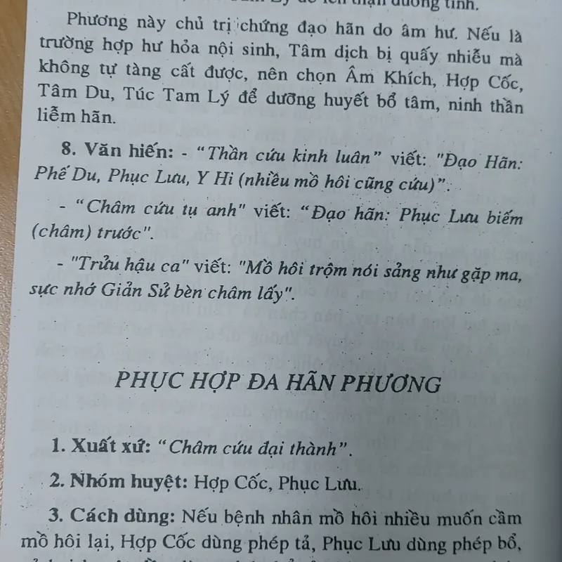 CHÂM CỨU PHƯƠNG HUYỆT HỌC  560553