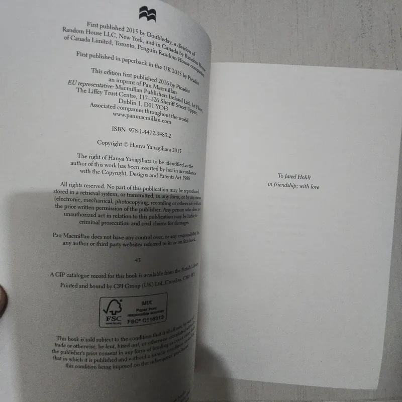 Sách A little life của Hanya Yanagihara mới 95% 503552