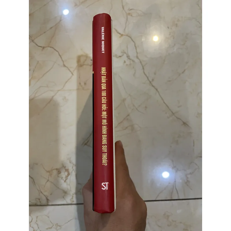 Nhật Bản qua 100 câu hỏi một mô hình đang suy thoái (B) 748597