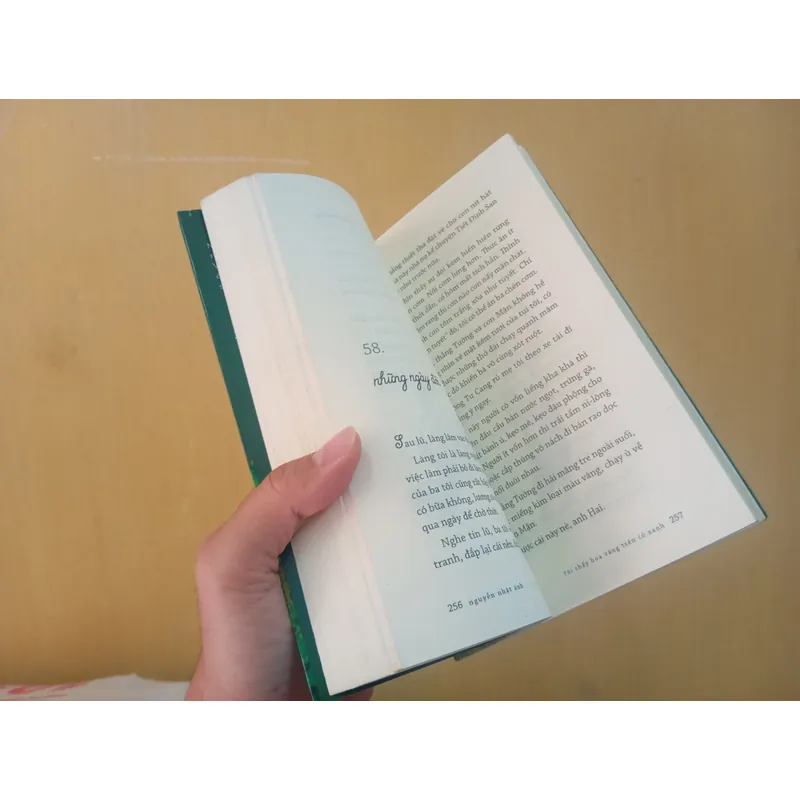 Tôi thấy hoa vàng trên cỏ xanh, sách văn học, tiếng Việt  715306