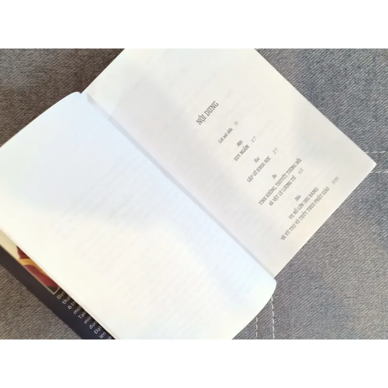 VŨ TRỤ Trong Một NGUYÊN TỬ - Đạt Lai Lạt Ma 721144