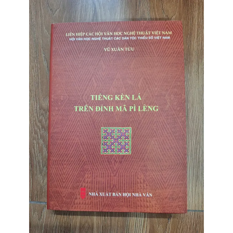 Tiếng khèn lá trên đỉnh Mã Pì Lèng - Vũ Xuân Tửu - Tập truyện 761511