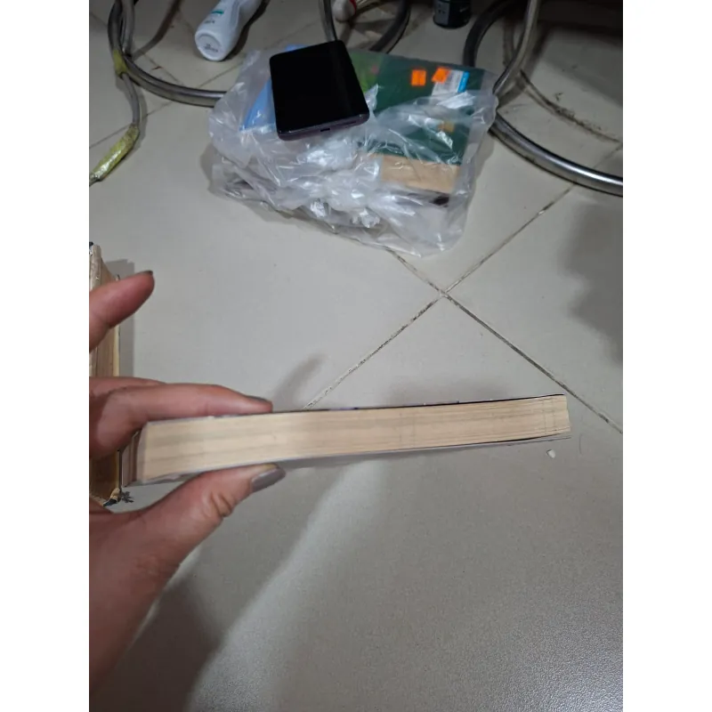 Mưa suốt tháng giêng 957759