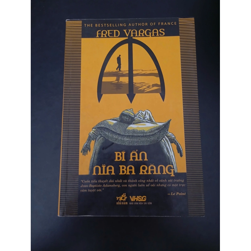 Bí ẩn Nĩa ba răng - Fred Vargas 331846