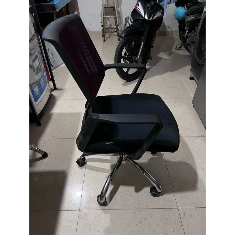 Ghế xoay văn phòng 518415